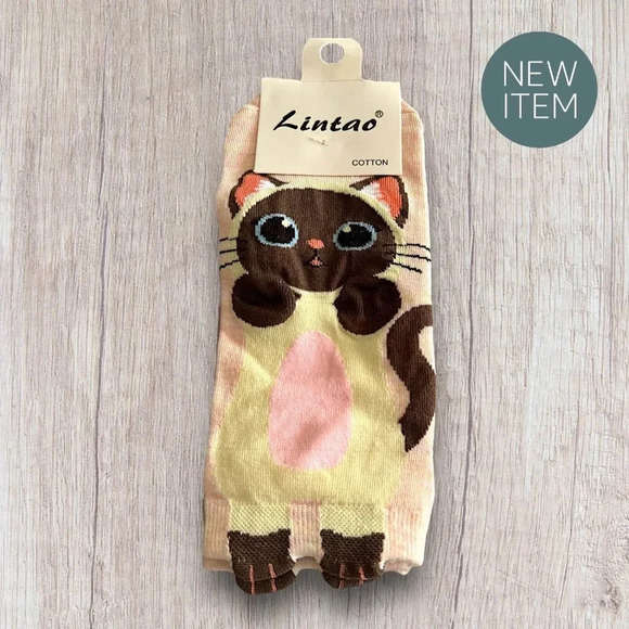 6 PAIR of Unisex Character Socks BRAND NEW CUTE KITTY WOMEN SIZE 4.5 - 9 - Picture 5 of 9